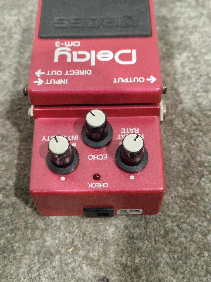 Boss DM-3 - Delay Effects Pedal - Good w/ Original Box - Image 9