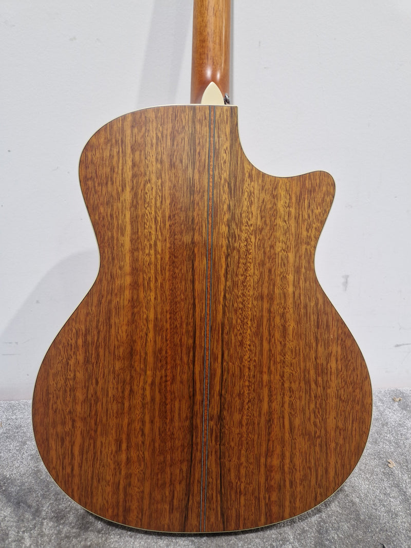 Crafter GAE 15L/N - Electro Acoustic Guitar - left handed Natural/Cedar Top - Excellent w/ Hard Case - Image 14