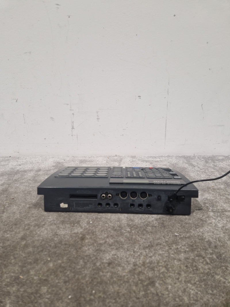 Roland R-70 - Human Rhythm Composer - Black - Excellent w/ Power Supply - Image 5