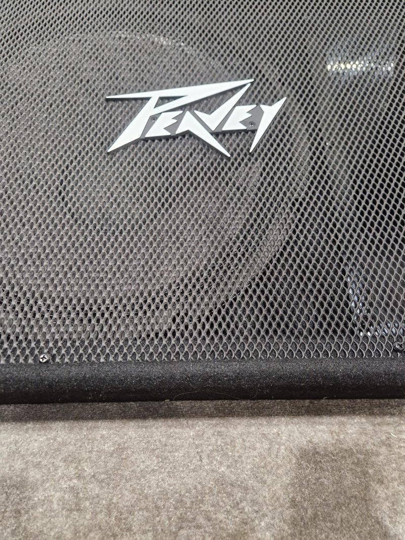 Peavey PV15M Studio Monitor Wedge - Excellent - Image 10
