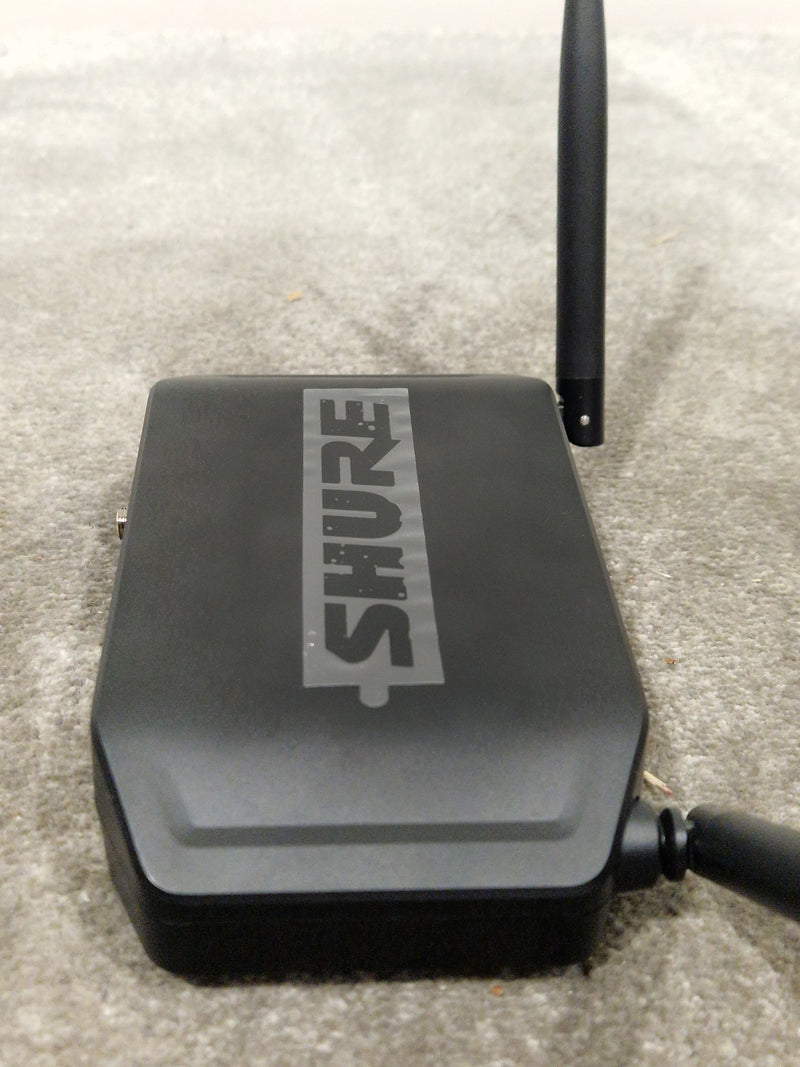 Shure GLXD24+/Beta58A - Wireless Microphone System - Like New w/ Power Supply  & Soft Case - Image 24