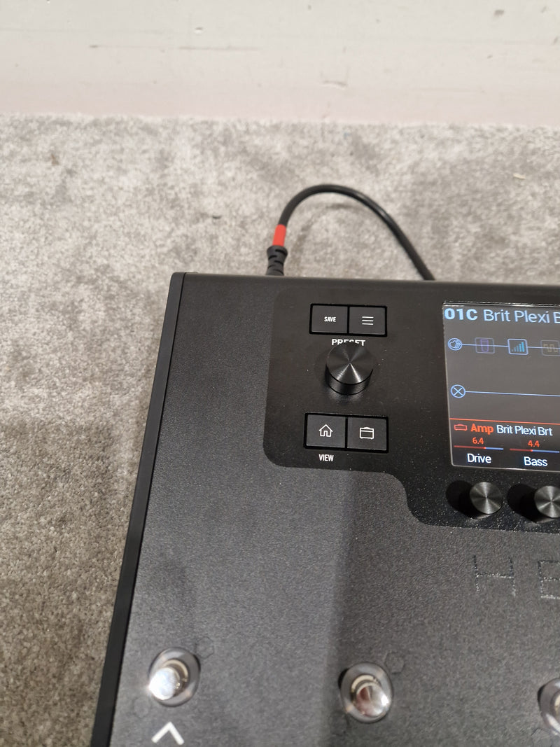 Line 6 Helix LT Multi-Effects Processor - Excellent w/ Manuals & Soft Case - Image 9