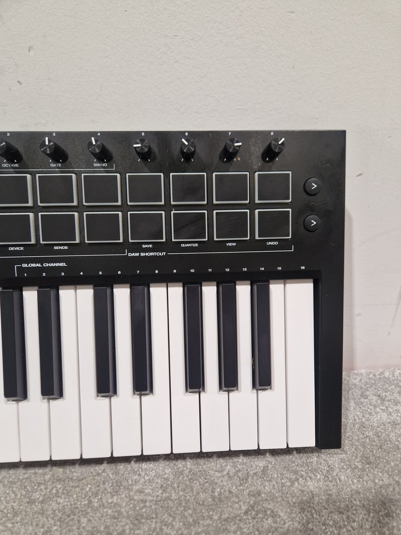 M-Audio Oxygen Pro 49 - MIDI Keyboard - Excellent - Image 2