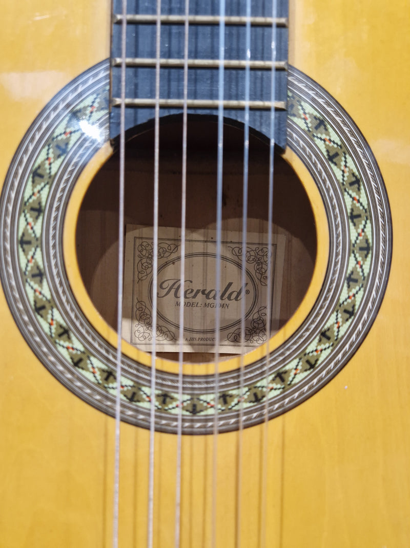 Herald MG104N Classical Acoustic Guitar - Fair - Image 16