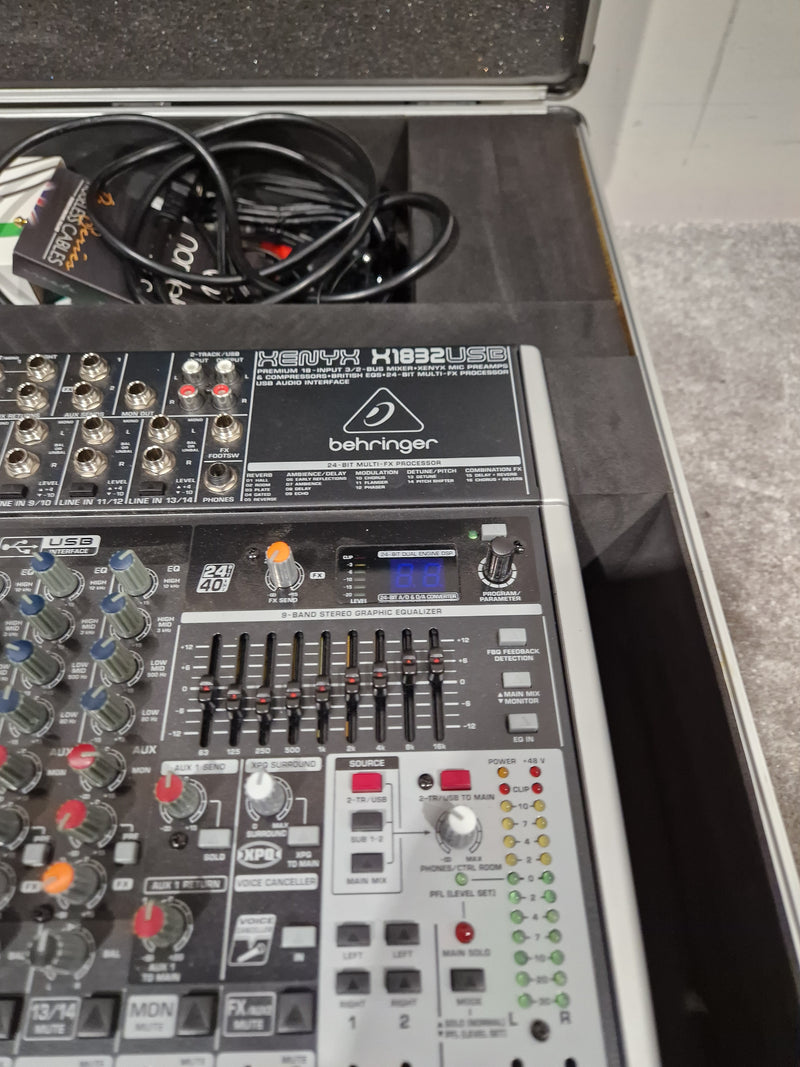 Behringer Xenyx X1832USB - Audio Mixer - Black - Mixer - Good - Image 7