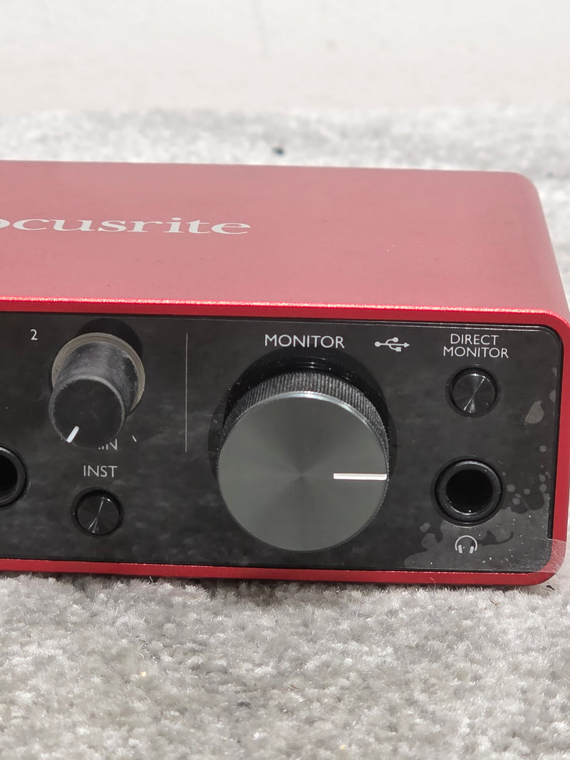 Focusrite Scarlett Solo - USB Audio Interface - 3rd Generation - Red - Excellent w/ Original Box & Cables - Image 6