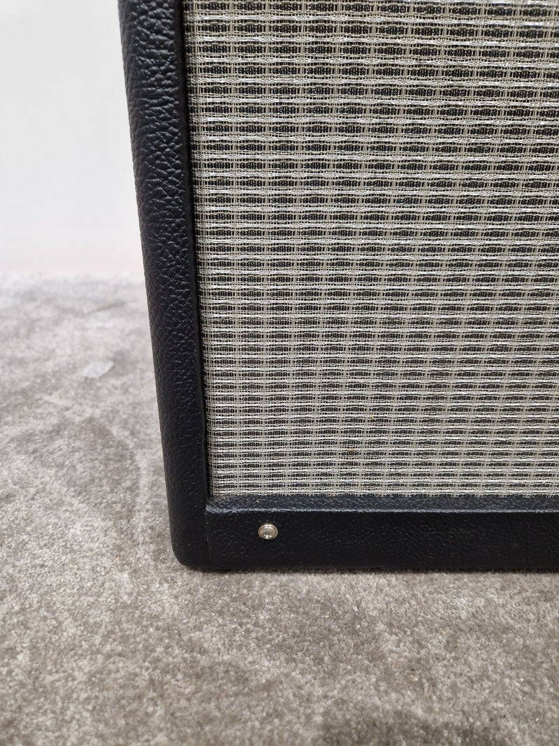 Fender DeVille 212 - Guitar Amplifier - 2x12