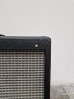 Fender DeVille 212 - Guitar Amplifier - 2x12