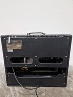 Fender DeVille 212 - Guitar Amplifier - 2x12