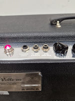 Fender DeVille 212 - Guitar Amplifier - 2x12