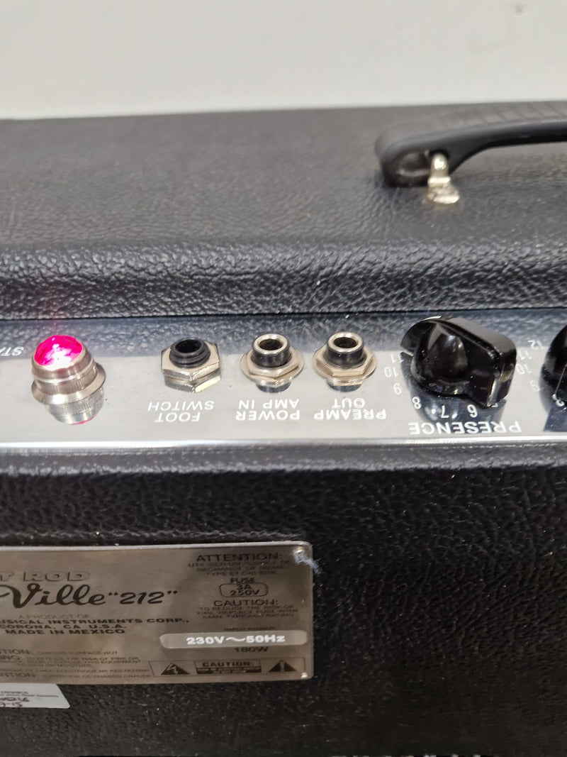 Fender DeVille 212 - Guitar Amplifier - 2x12