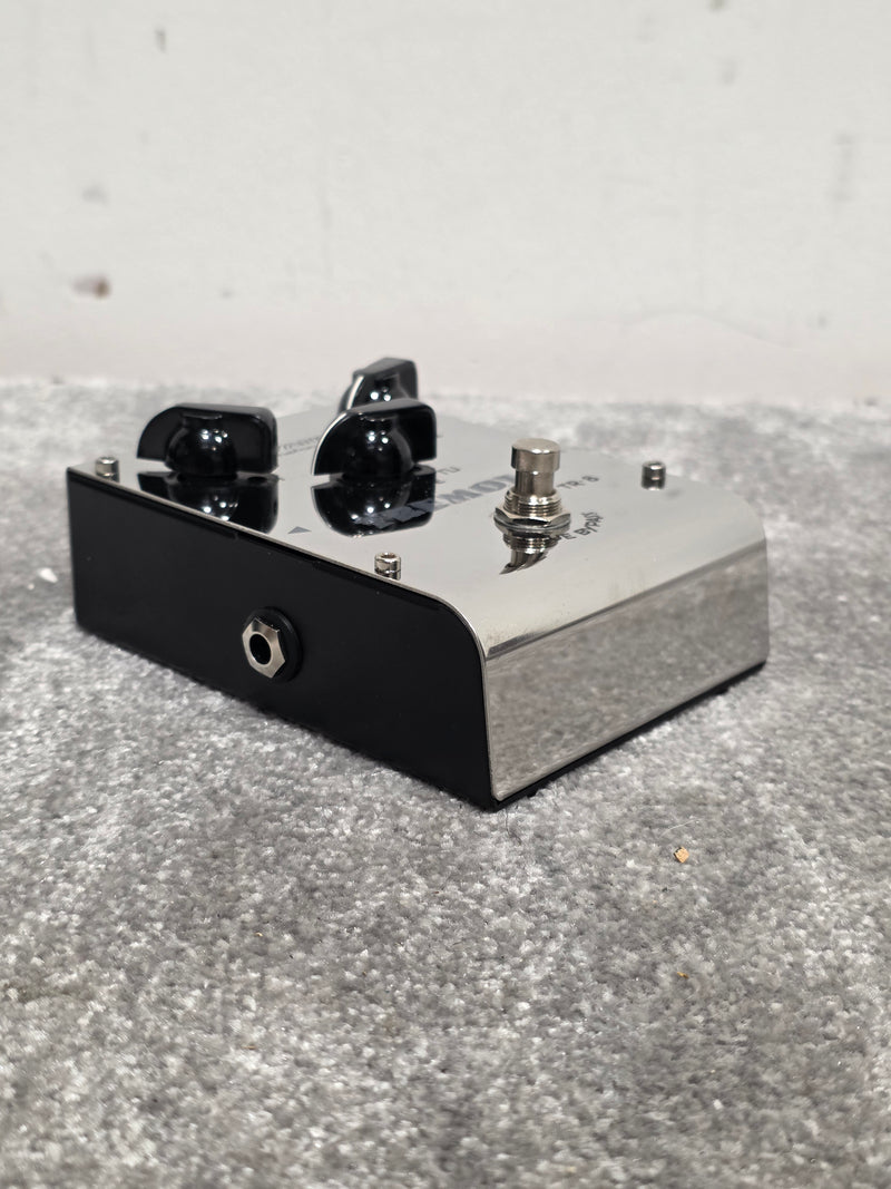 Biyang TR-8 Tremolo - Guitar Effects Pedal - Excellent - Image 2