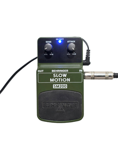Behringer SM200 Slow Motion - Guitar Effects Pedal - Green - Good
