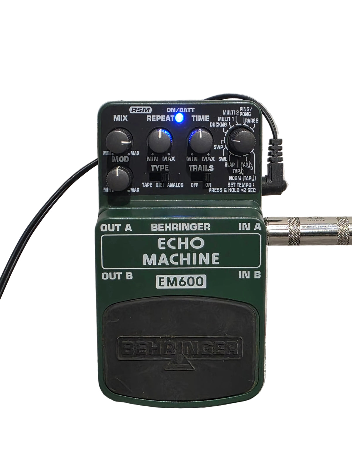 Behringer EM600 Echo Machine - Guitar Effects Pedal - Green - Good