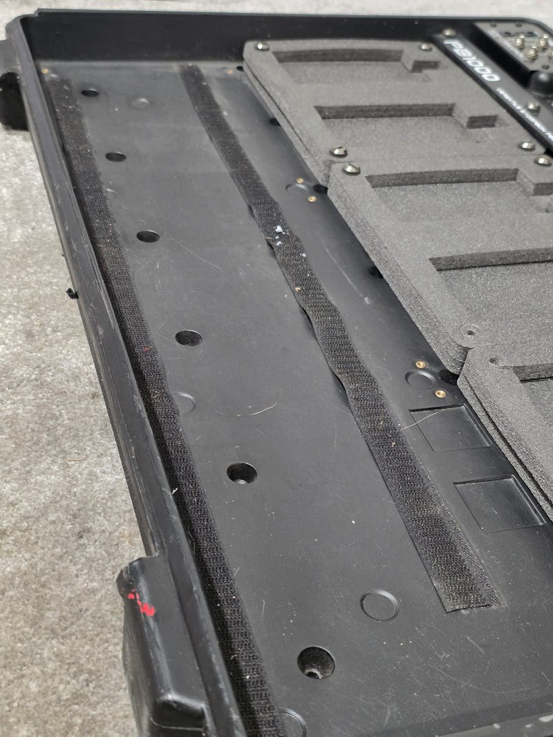 Behringer PB1000 - Pedalboard Case - Black - Fair - Image 5