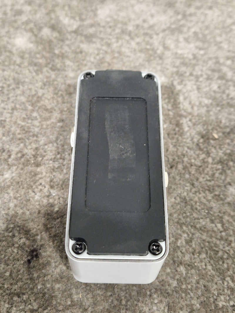 Mooer Baby Tuner - Tuner Pedal - White - Excellent - Image 5