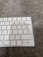 Apple Magic Keyboard - Wireless Keyboard - White - Good - Image 3