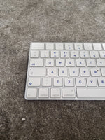 Apple Magic Keyboard - Wireless Keyboard - White - Good - Image 4