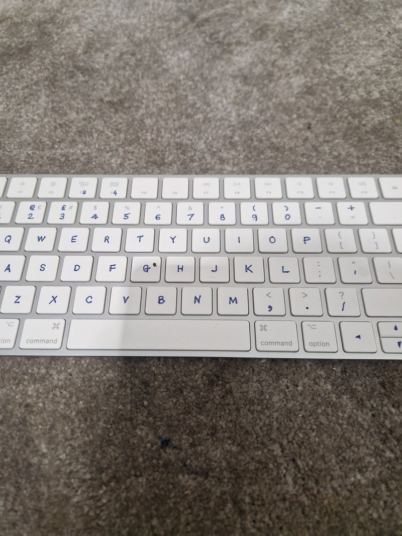 Apple Magic Keyboard - Wireless Keyboard - White - Good - Image 5