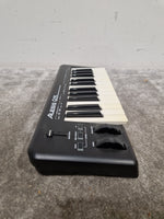 Alesis Q25 - 25-Key MIDI Keyboard Controller - Black - Good - Image 11