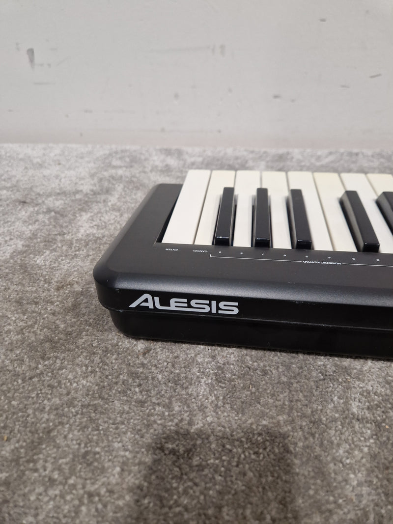Alesis Q25 - 25-Key MIDI Keyboard Controller - Black - Good - Image 8