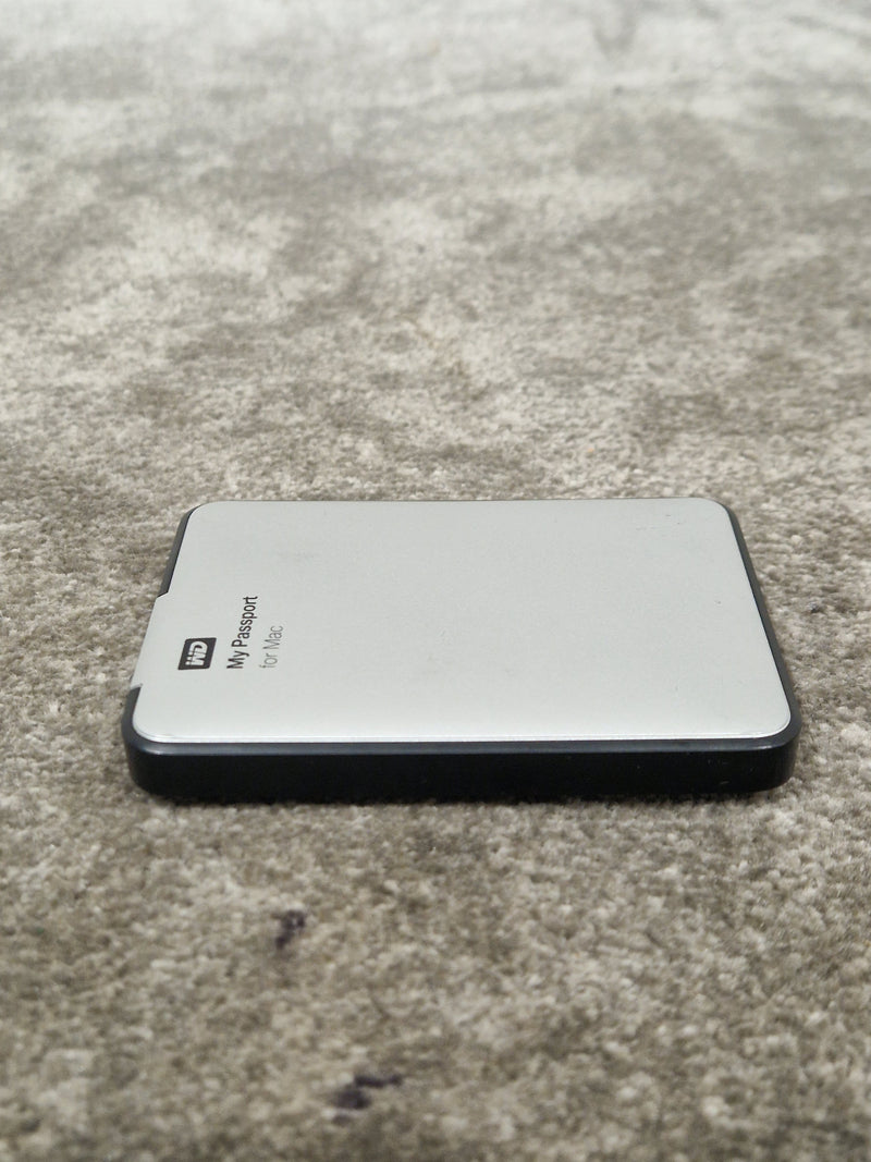 WD My Passport 1TB Silver - Good - Image 2