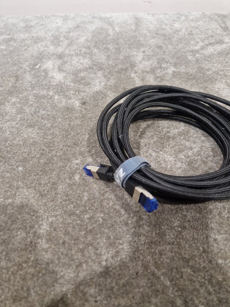 Zacro Ethernetc able 5m high qaulity - Excellent - Image 5
