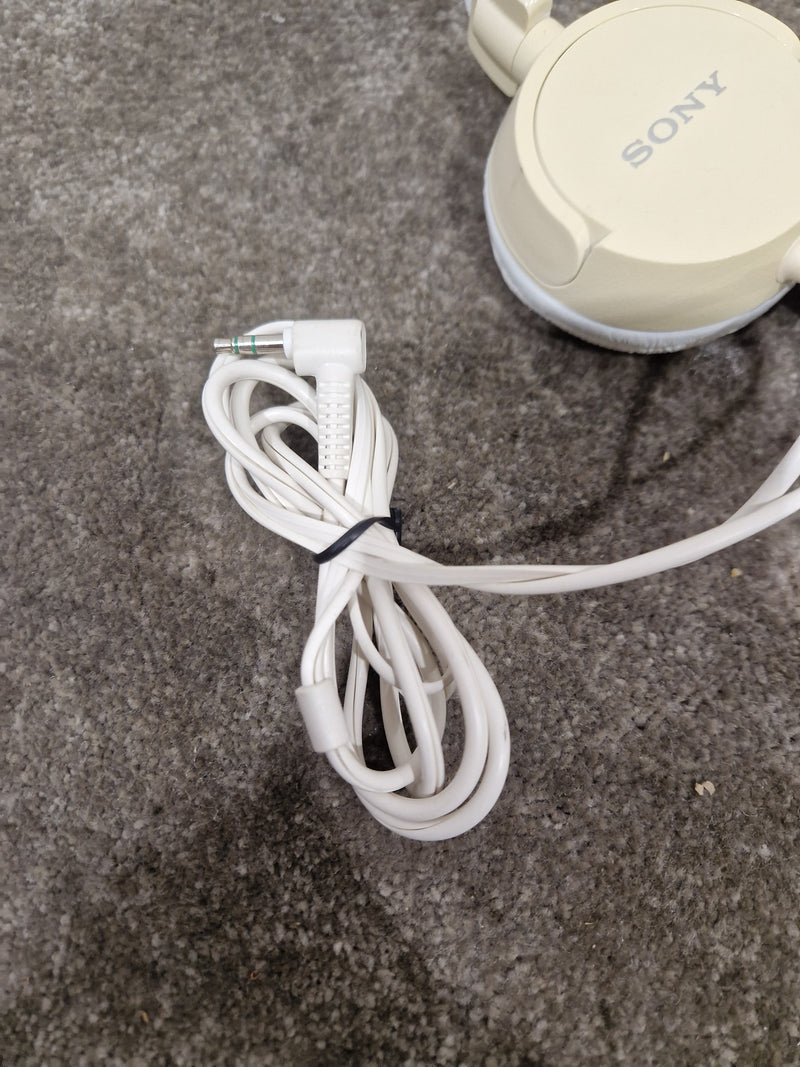 Sony MDR-ZX100 On-Ear Headphones White - Good - Image 10