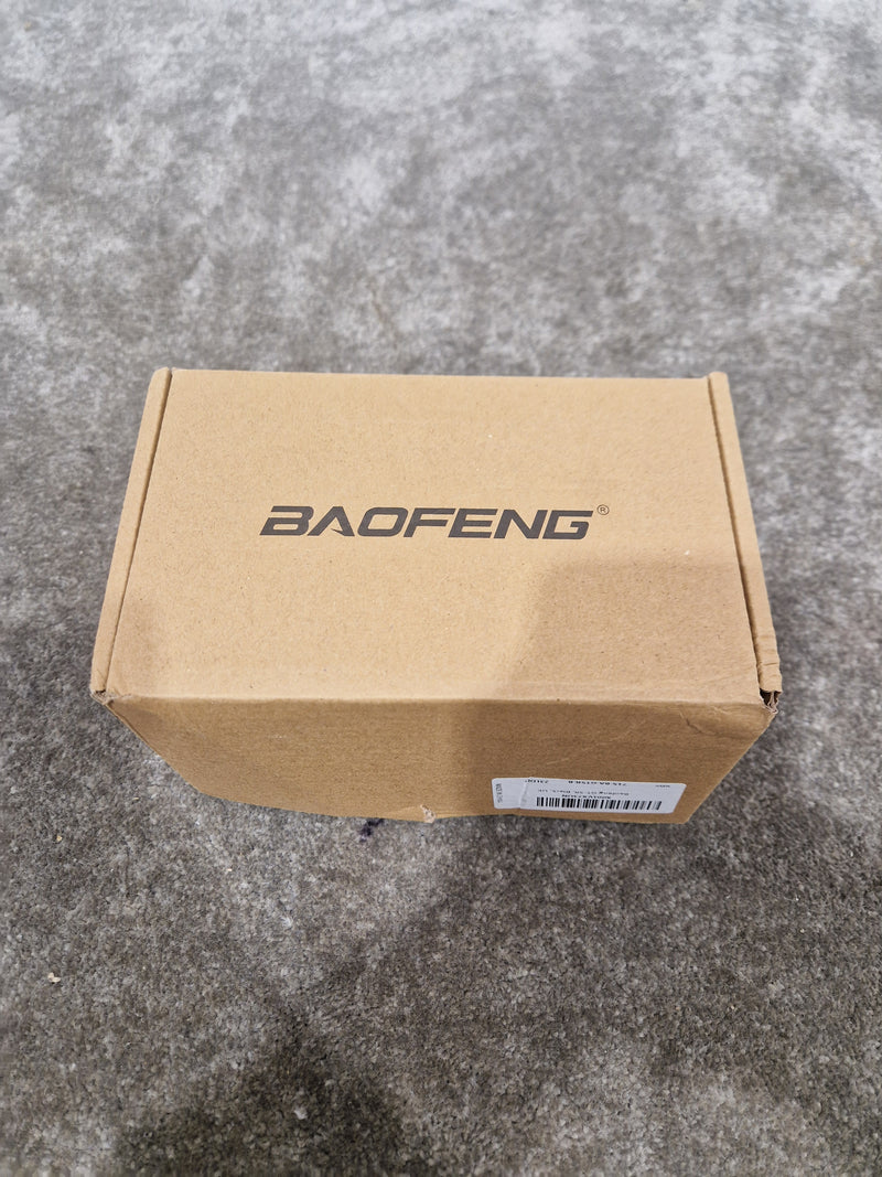 Baofeng UV-5R Black Receiver - Like New w/ Original Box & charging port, Antennae - Image 6