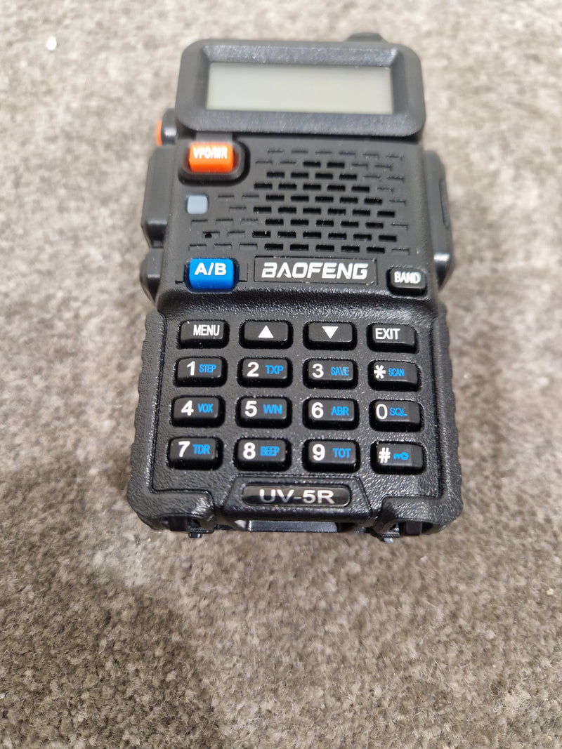 Baofeng UV-5R Black Receiver - Like New w/ Original Box & charging port, Antennae - Image 11