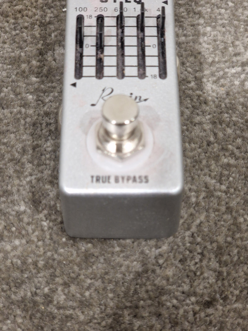 Rowin GT EQ - Guitar Effects Pedal - Silver - Good - Image 4
