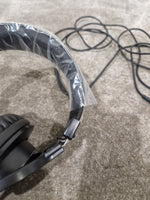 Neewer NW-3000 - Studio Headphones - Black - Like New w/ Original Box & Manuals - Image 4