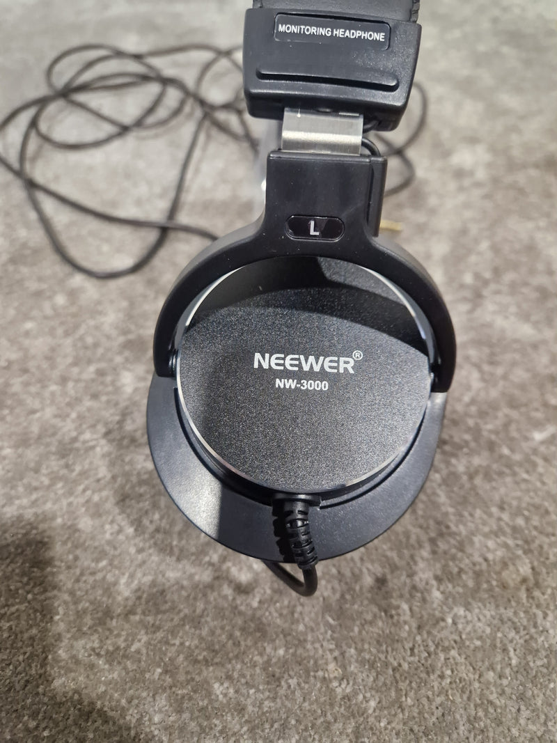 Neewer NW-3000 - Studio Headphones - Black - Like New w/ Original Box & Manuals - Image 17
