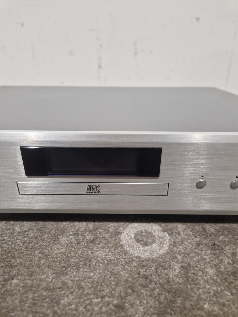 Rotel CD11 - Stereo Compact Disc Player - Silver - Good w/ Original Box - Image 2
