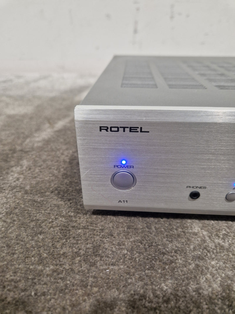 Rotel A11 - Stereo Integrated Amplifier - Silver - Excellent w/ Original Box - Image 2