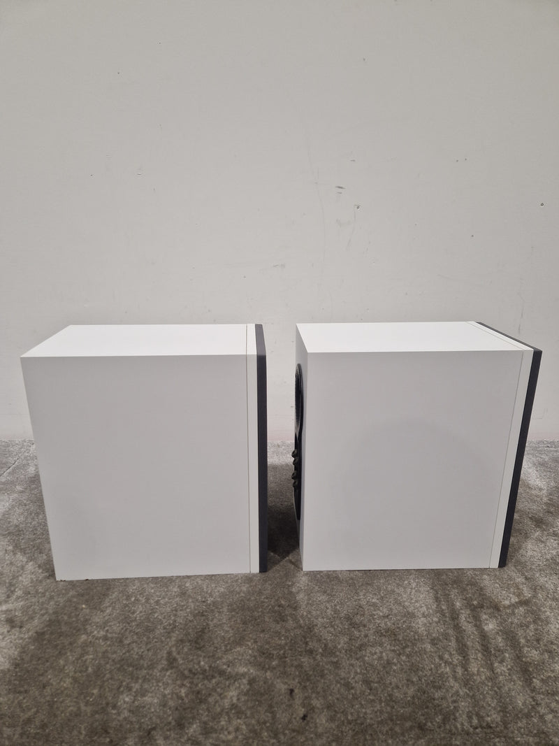 Bowers & Wilkins 606 - Bookshelf Speakers - Pair - White - Excellent - Image 8