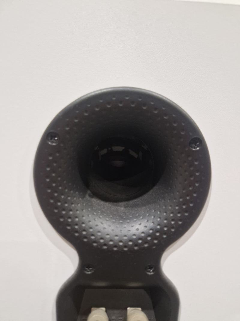 Bowers & Wilkins 606 - Bookshelf Speakers - Pair - White - Excellent - Image 2