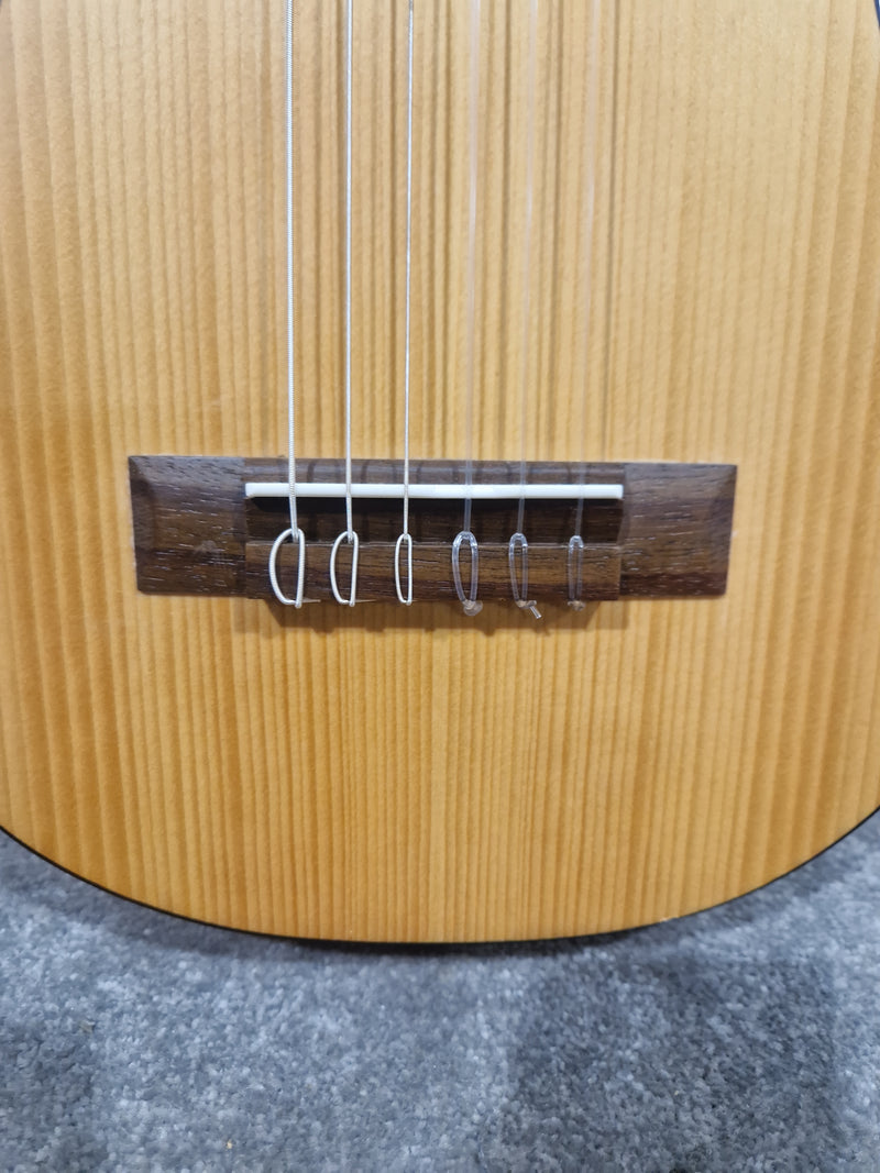 Yamaha GL1 - Guitalele - Natural - Excellent w/ Soft Case - Image 3