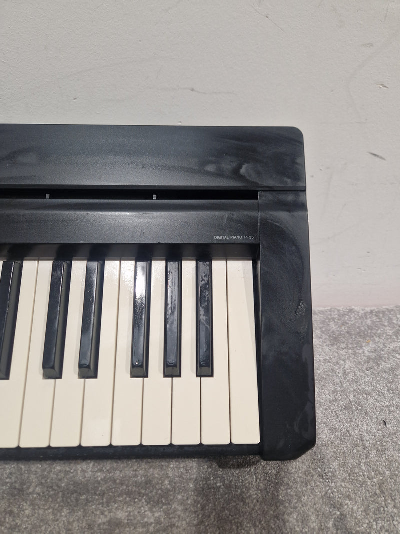Yamaha P-35 - Digital Piano - Black - Excellent w/ Power Supply & Manuals - Image 12