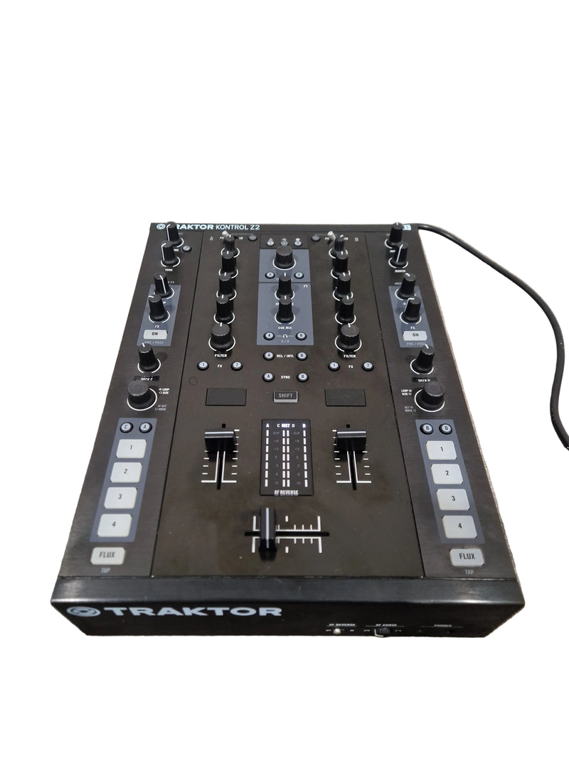 Native Instruments Traktor Kontrol Z2 - DJ Controller/Mixer - Black – DJ Controller - Excellent - Image 1
