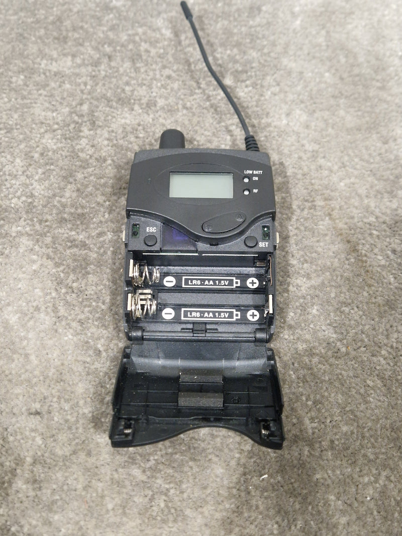 Sennheiser eW IEM G3 Transmitter And Receiver System – Wireless Microphone System - Excellent w/ Power Supply - Image 9
