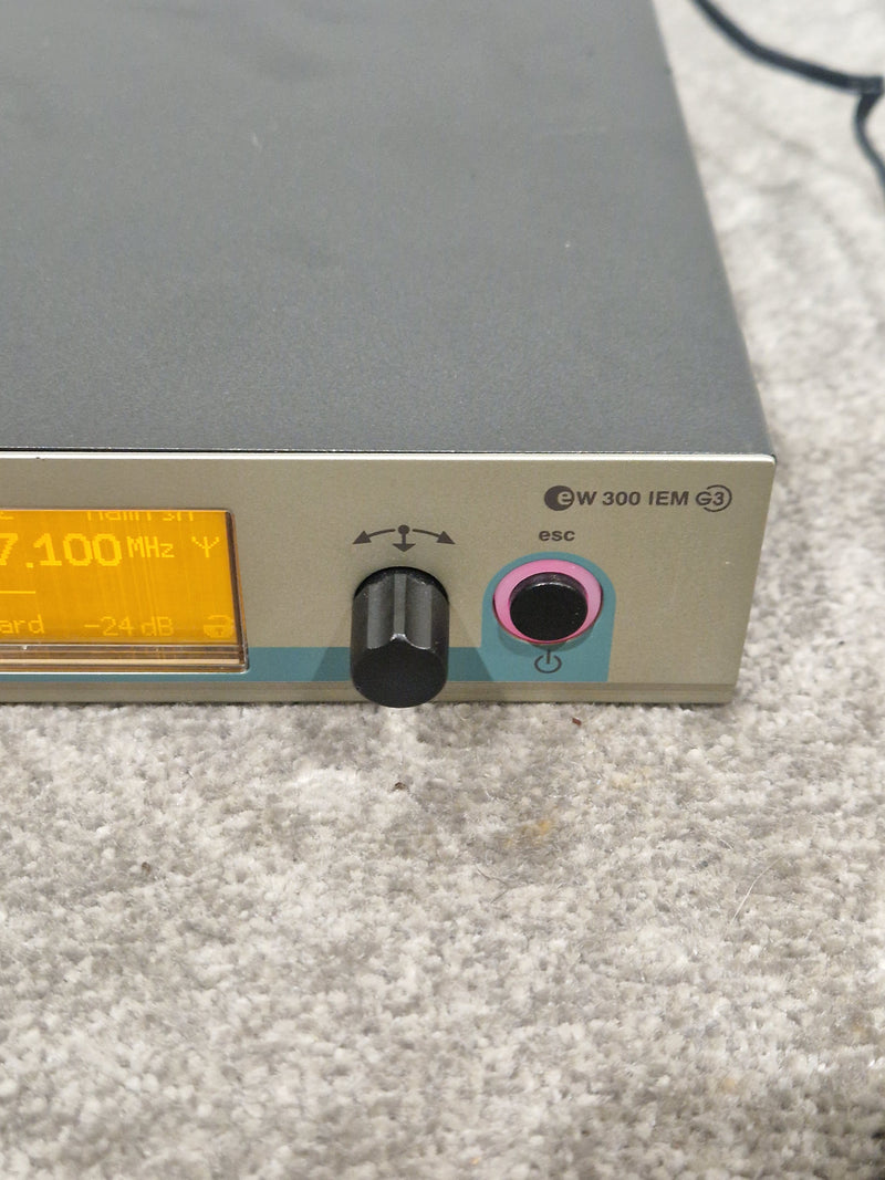 Sennheiser eW IEM G3 Transmitter And Receiver System – Wireless Microphone System - Excellent w/ Power Supply - Image 7