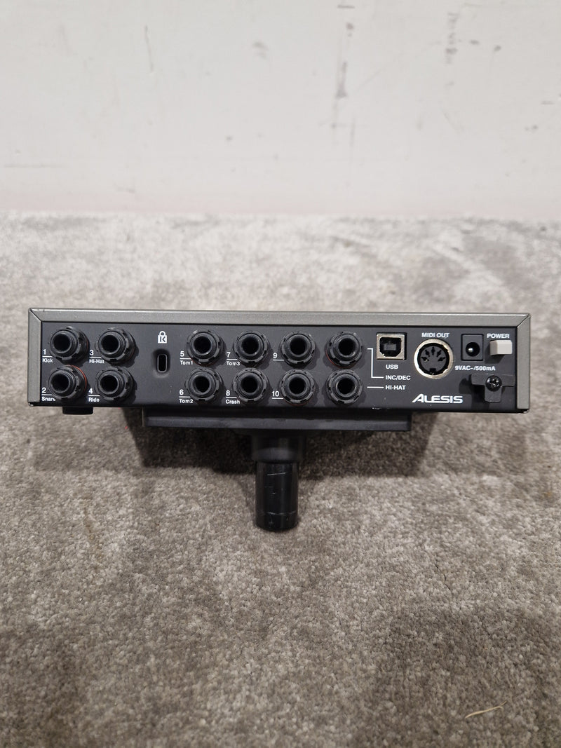 Alesis Trigger IO - USB to MIDI Drum Trigger Interface - With Cable and Mounting Clamp - Excellent - Image 5