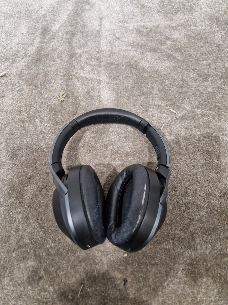 Sony WH-1000XM2 - Noise Cancelling Headphones - Black - Excellent w/ Soft Case & Cables - Image 6
