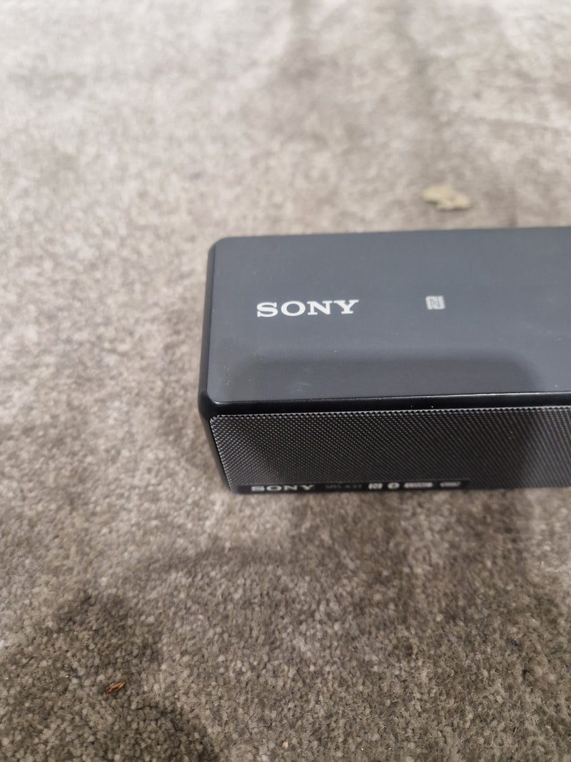 Sony SRS-X33 - Portable Bluetooth Speaker - Black - Excellent - Image 5