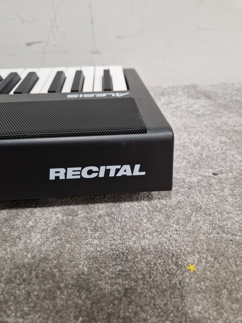 Alesis Recital - Digital Piano - 88-Key - Excellent w/ Power Supply & Pedal - Image 15