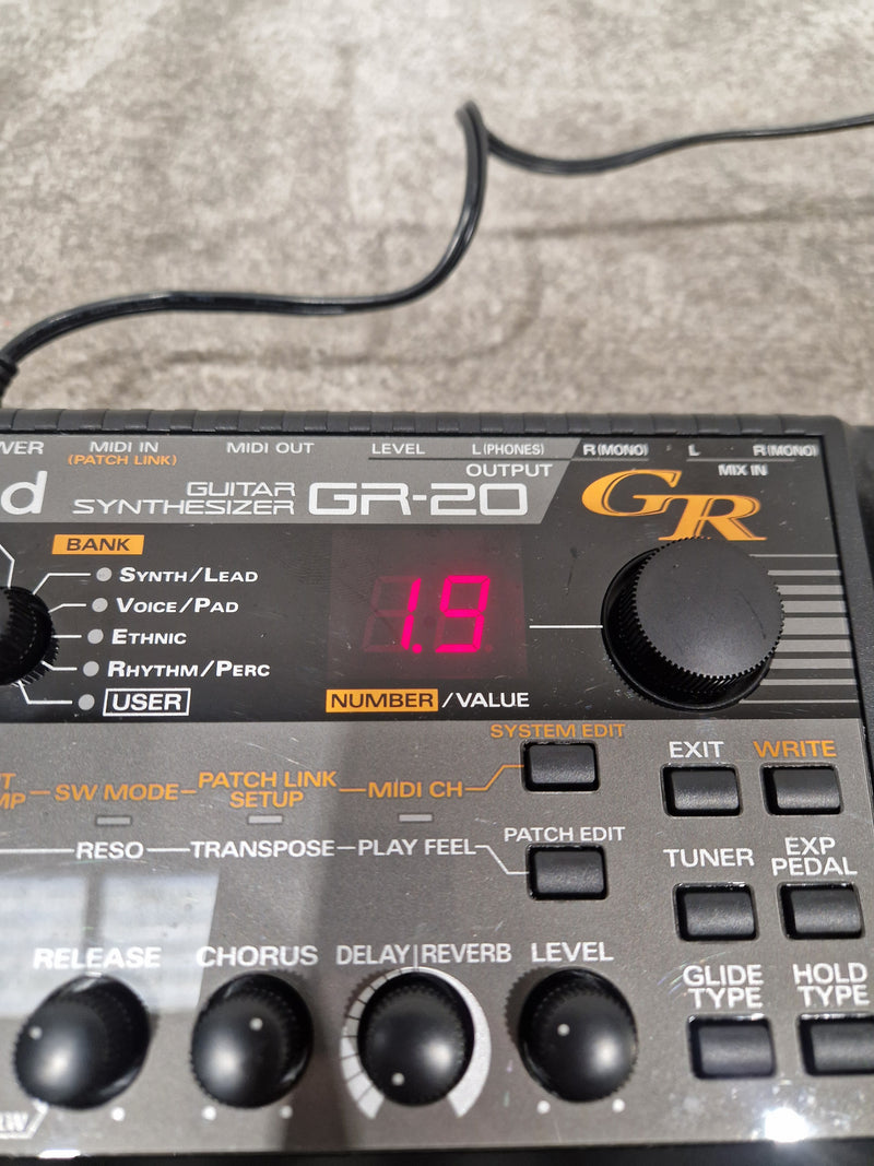 Roland GR-20 - Guitar Synthesizer - Complete System - Excellent w/ Cables & Power Supply - Image 10