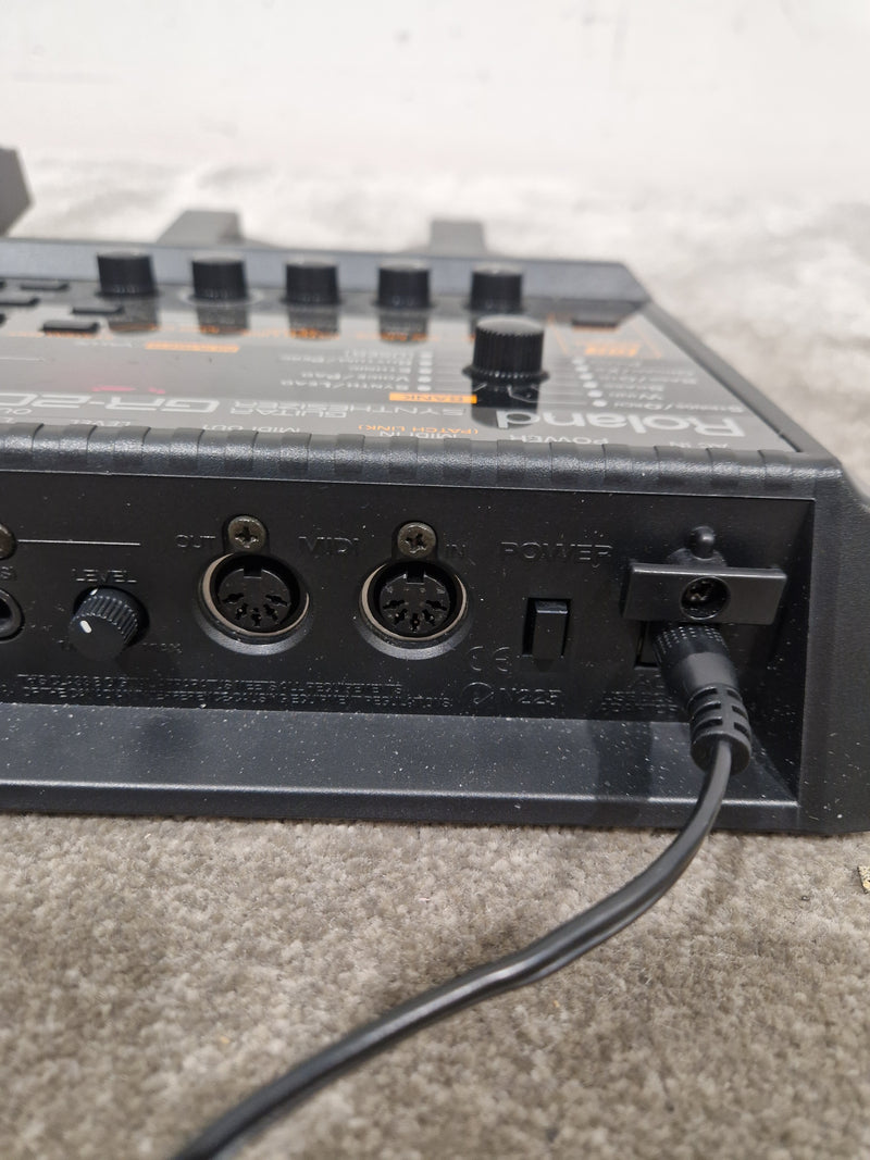 Roland GR-20 - Guitar Synthesizer - Complete System - Excellent w/ Cables & Power Supply - Image 2