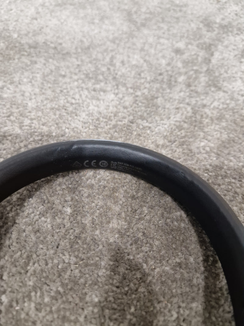 AKG N60NC - Noise Cancelling Headphones - Black - Excellent w/ Soft Case - Image 3