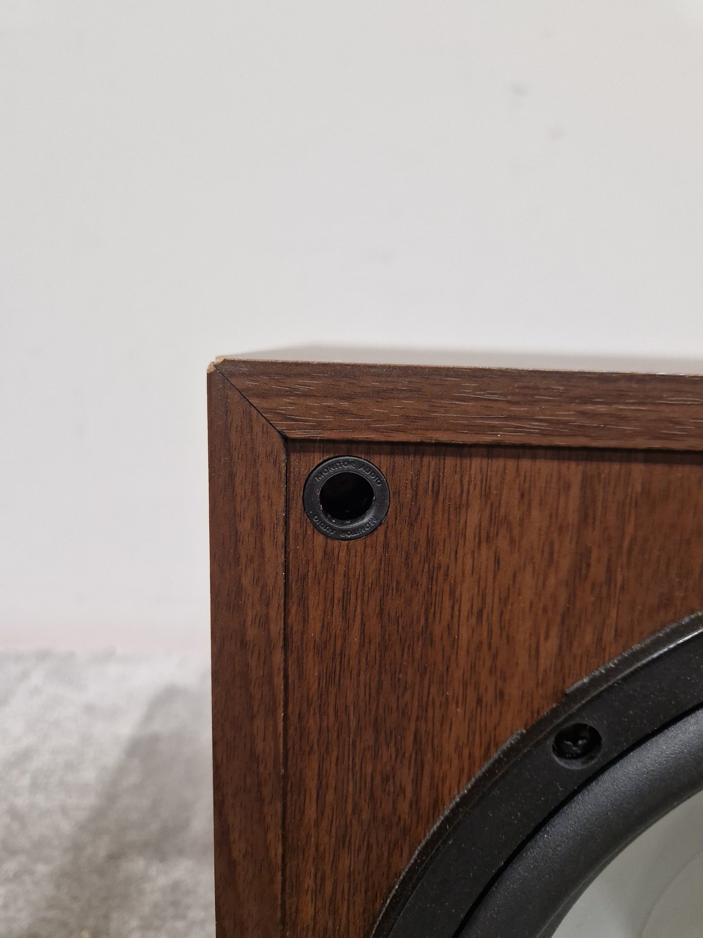 Monitor Audio MRW-10 - Active Subwoofer - Walnut - Excellent